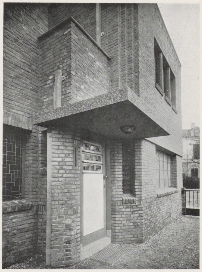 Historische voordeur van Parkweg 7 uit 1923, ontworpen door Herman van der Kloot Meijburg