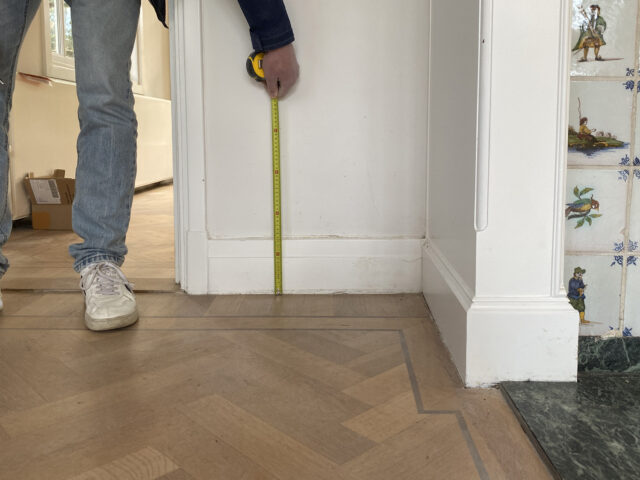 Historische details in de villa aan de schouwweg te wassenaar voor de restauratie.