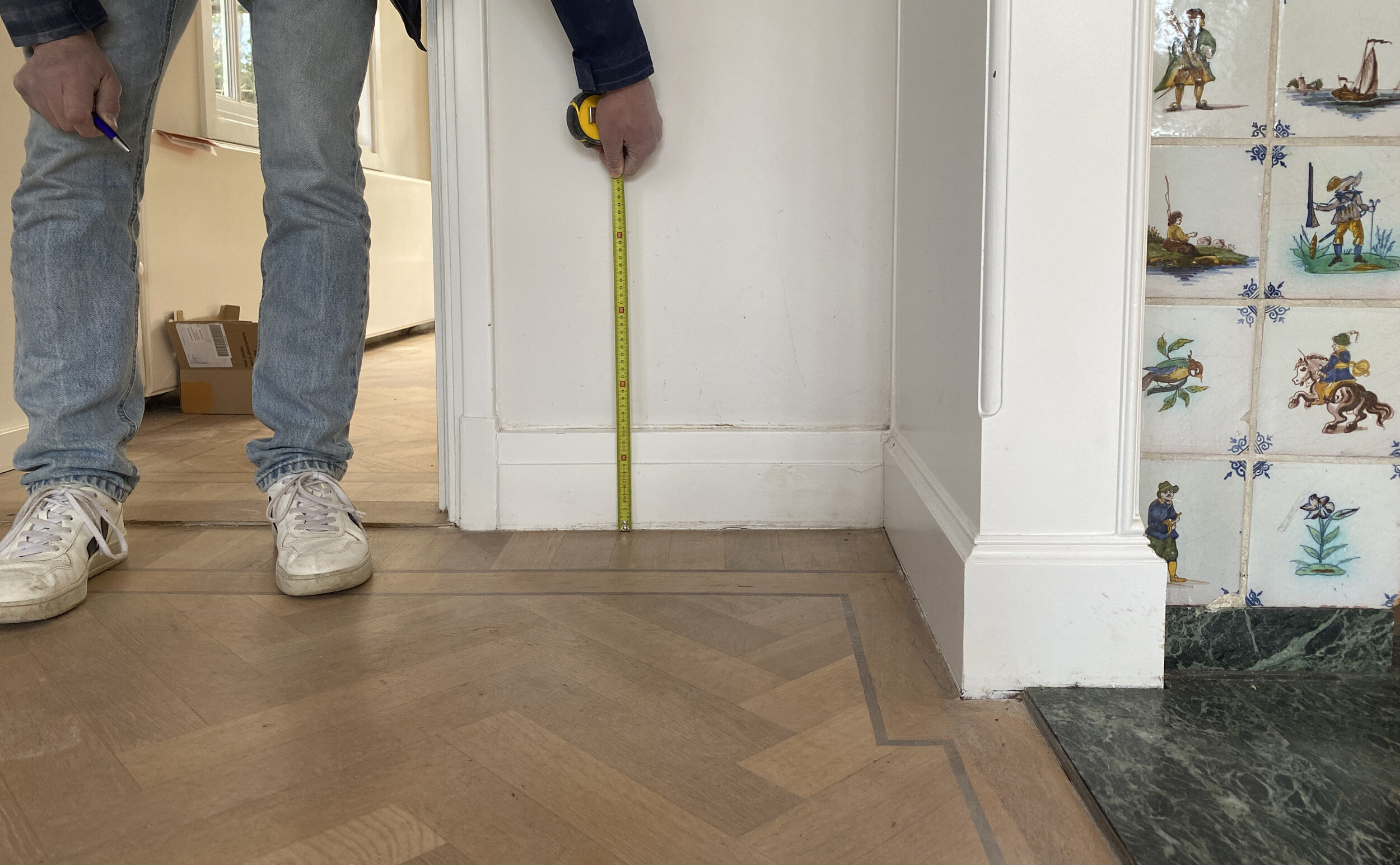 Historische details in de villa aan de schouwweg te wassenaar voor de restauratie.